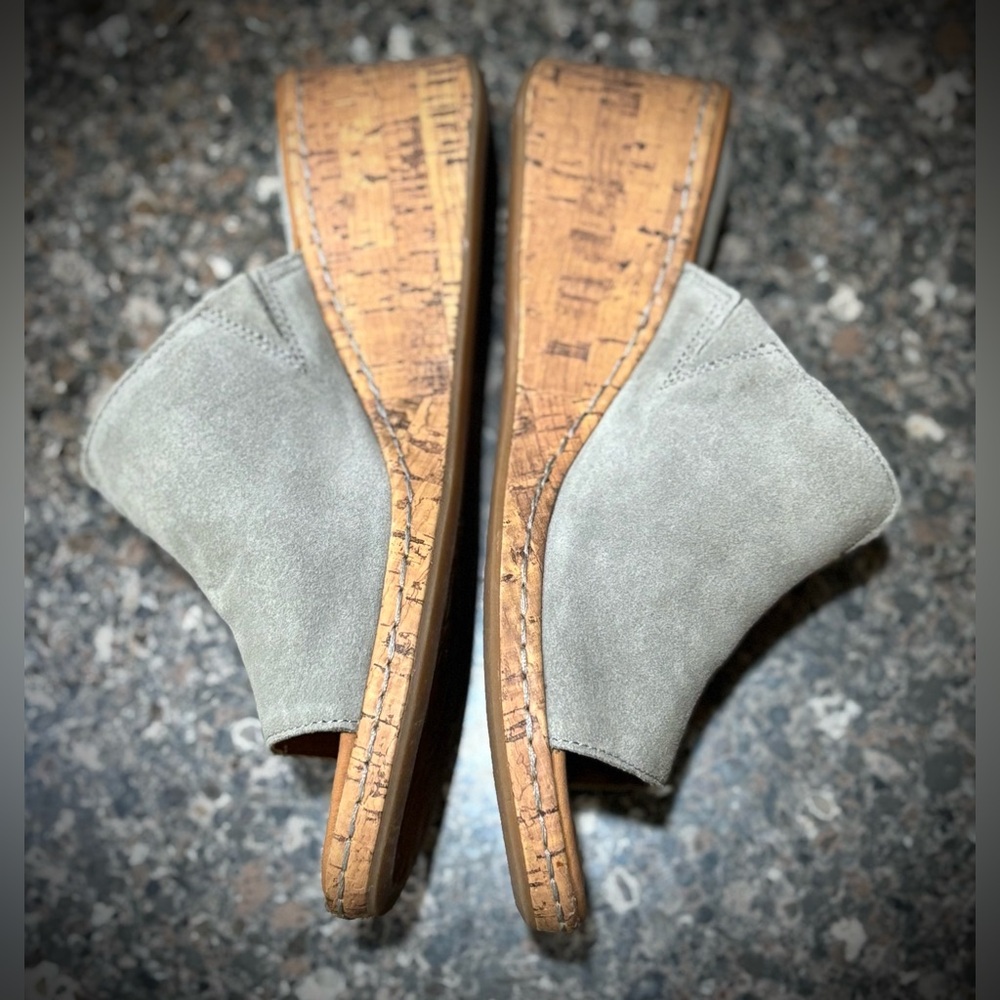 b.o.c. Women's Light Gray Mule cork wedge open-toe sandals - Picture 3 of 15